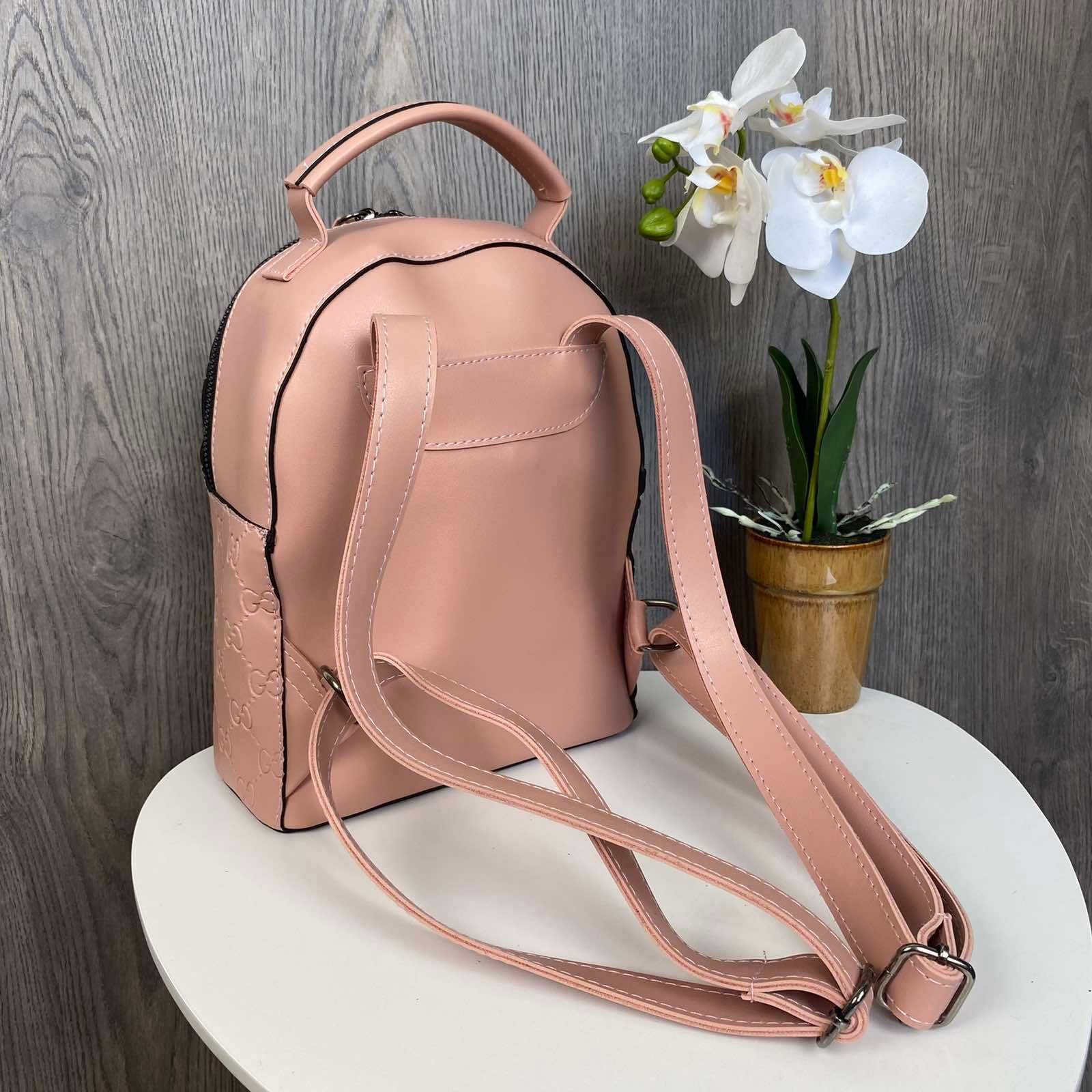 Женский мини рюкзак Гучи молочный серебристый розовый рюкзачек сумка