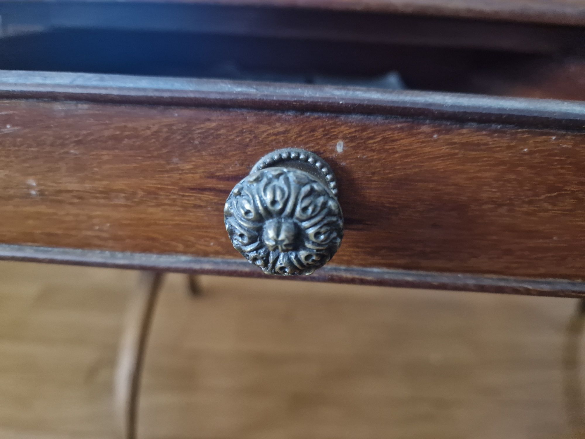 Mesa de centro antiga