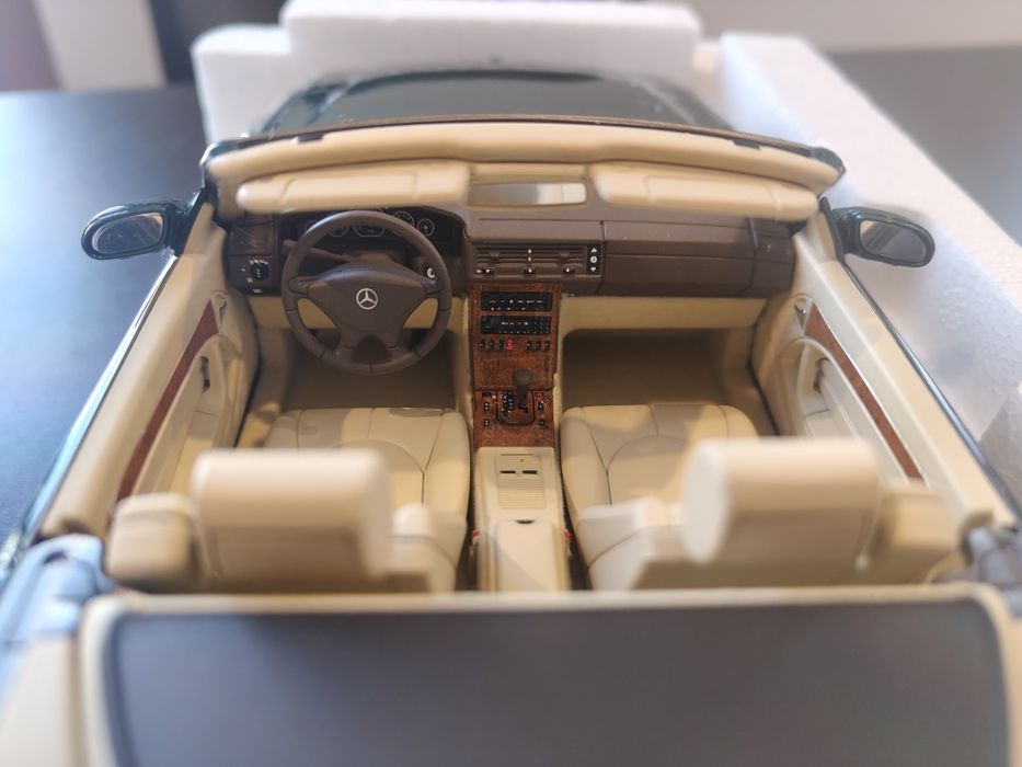 Mercedes SL R129 1:18 Norev (nie autoart minichamps)
