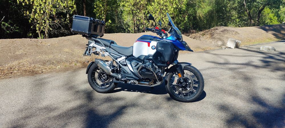 BMW R1300GS Adventure Manual – Full Packs + Extras