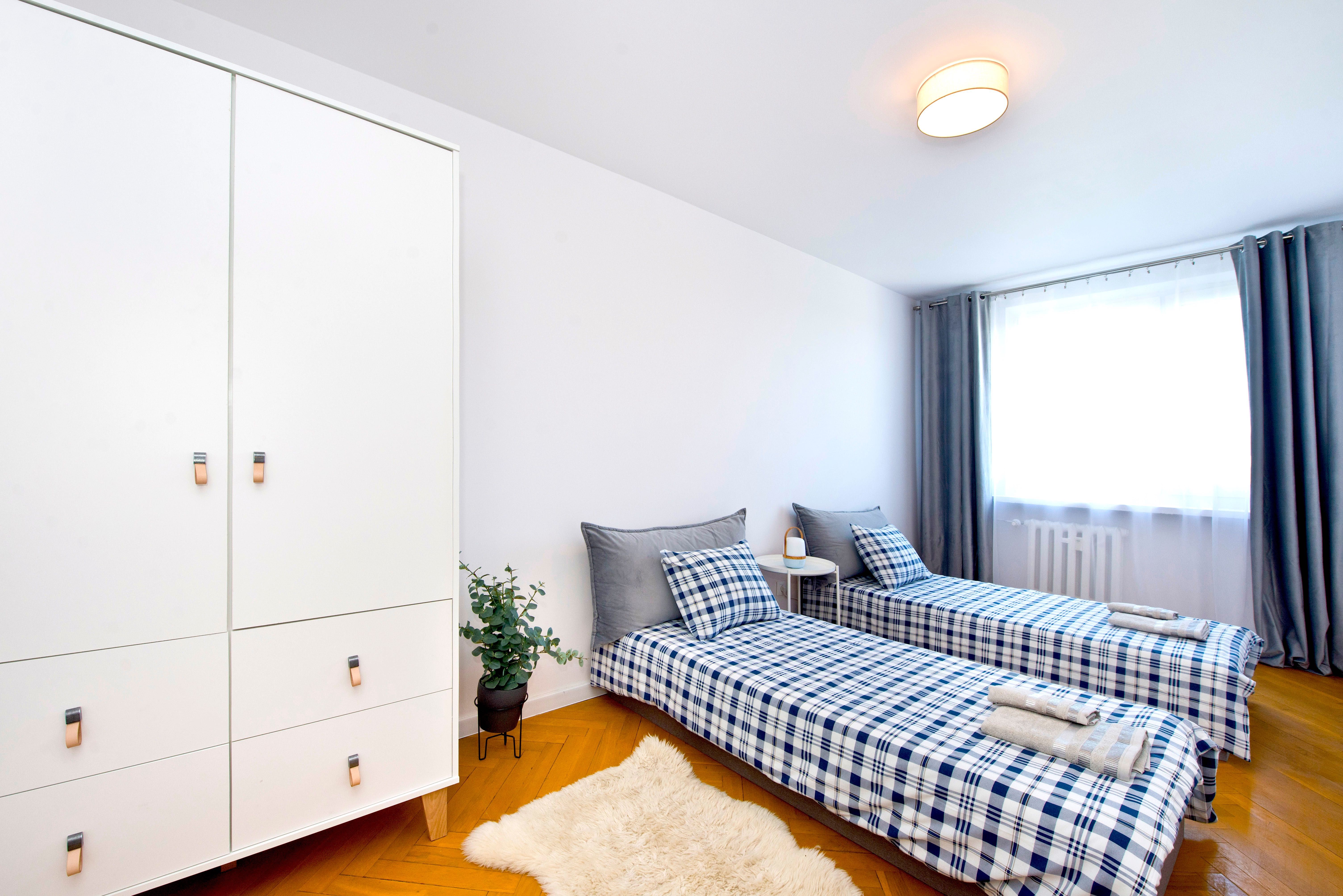 Mieszkanie w Sopocie/3-pokoje/6 osób/balkon/widok na morze/parking