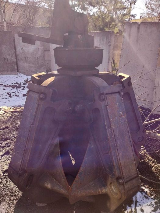 Chwytak hydrauliczny CAT (5-palczasty) GSH15B