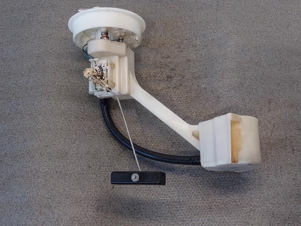 Boia combustível VOLKSWAGEN Passat Variant (3B5)