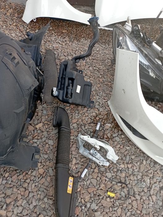 W117 CLA kompletny przód zderzak maska błotnik lampy chłodnice pas 650
