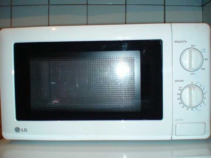Микроволновка / LG MS1929g / В Отличном И Рабочем Состоянии