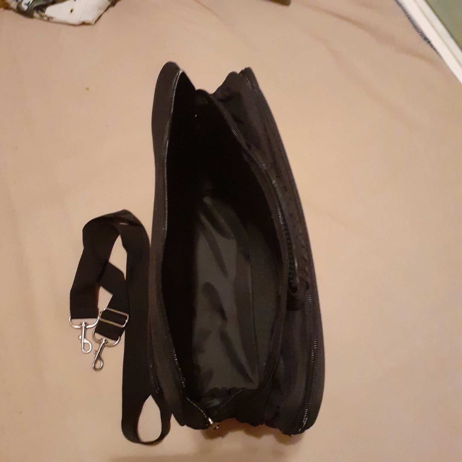 Teczka na laptopa i nie tylko nowa