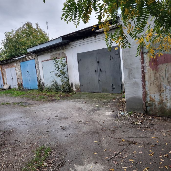 Оренда гаража -цегляний.Незалежності-Нова 5