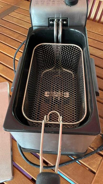 Fritadeira eléctrica 3Litros