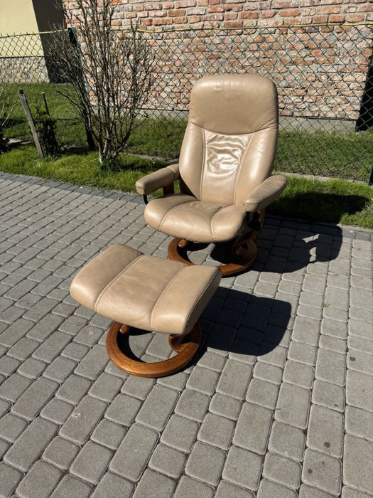 Крісло реклайнер Stressles (00104) офісне крісло шкіряне крісло