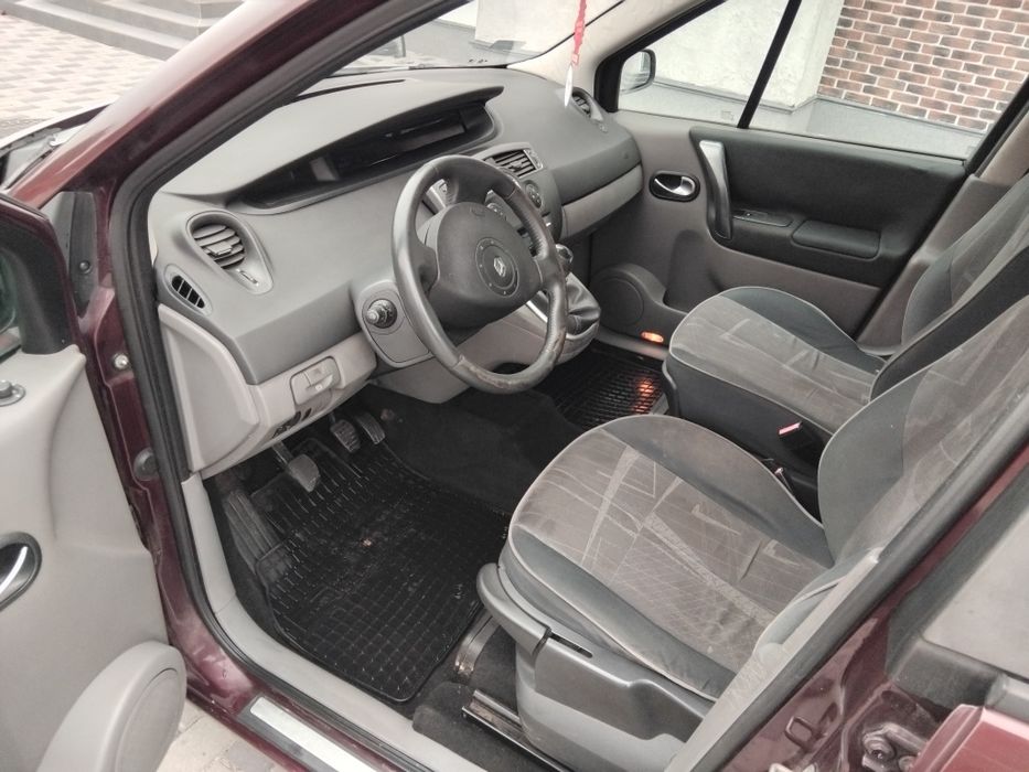 Renault Scenic 1.9 диз. 2003 г.в. На полном ходу