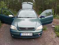 Opel Astra - Rezerwacja