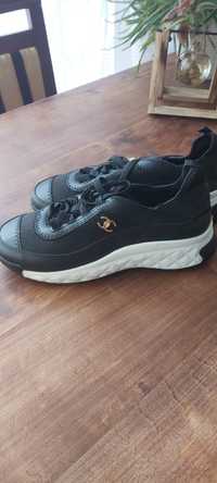 Buty sportowe 39