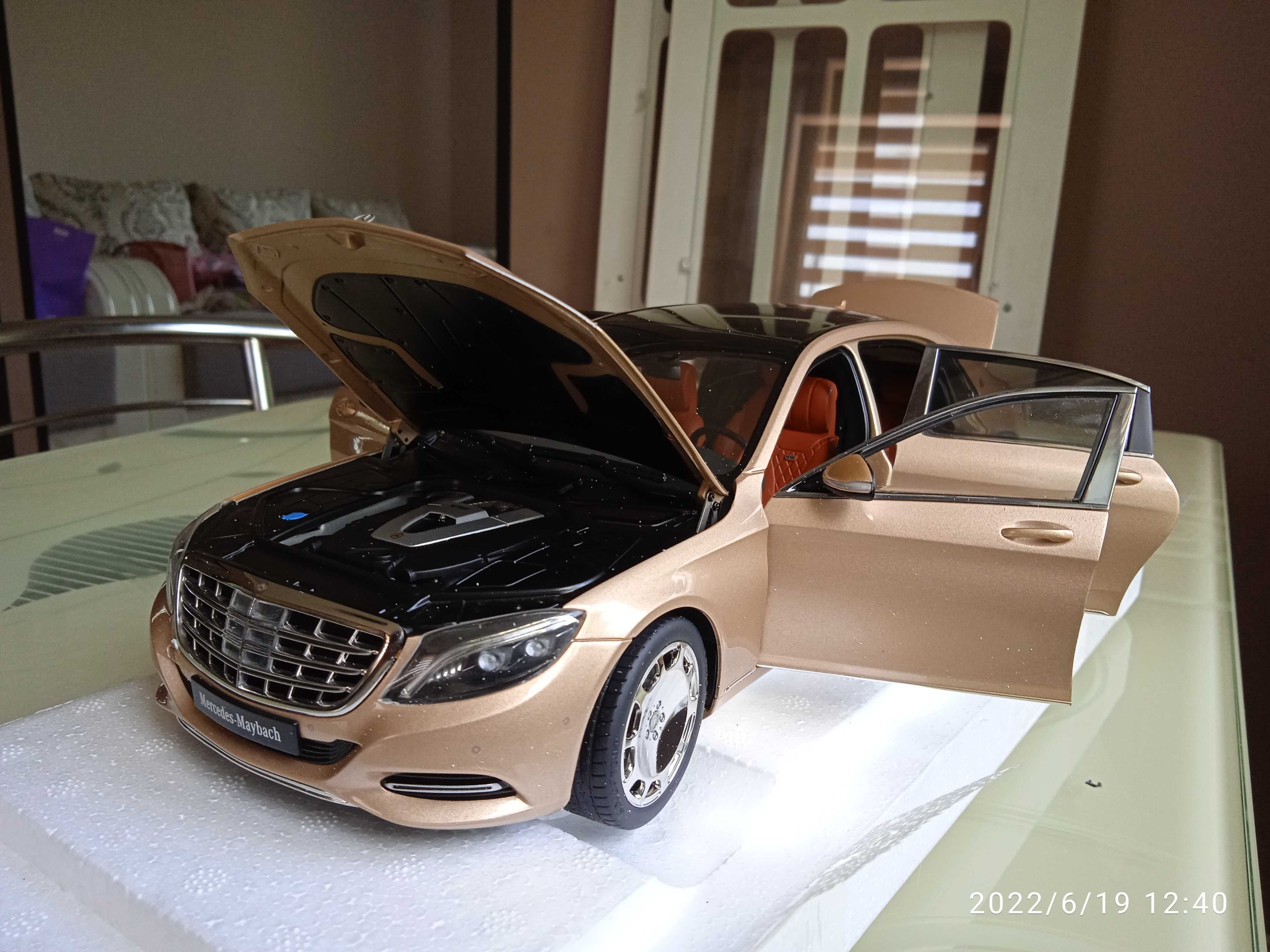 модель 1.18 Mercedes Maybach S-Klasse  AUTOart