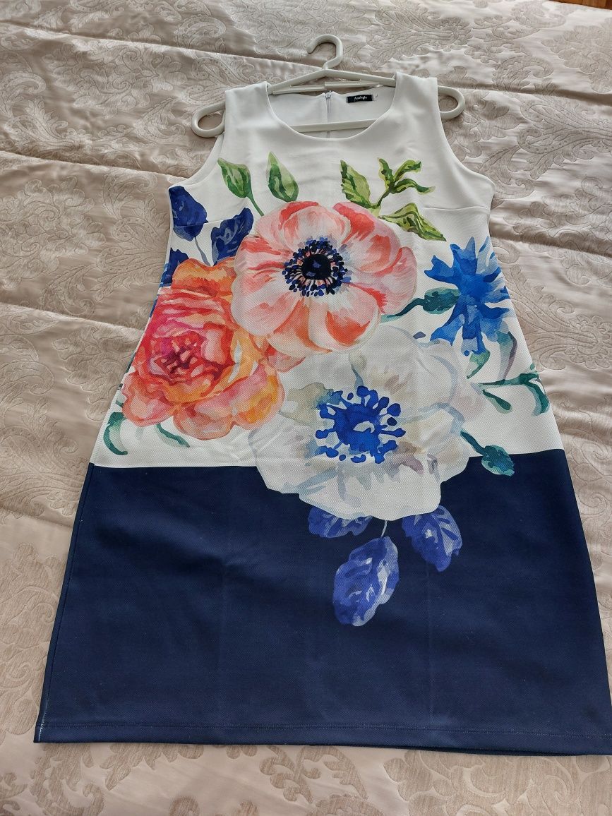 Vestido de Verão estampado, marca Analogia