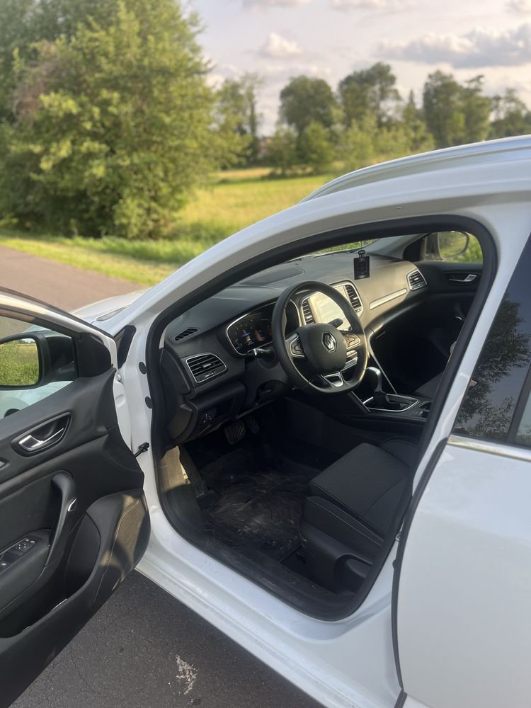 Renault Megane 1.3 TCe 140KM Serwis ASO PL salon