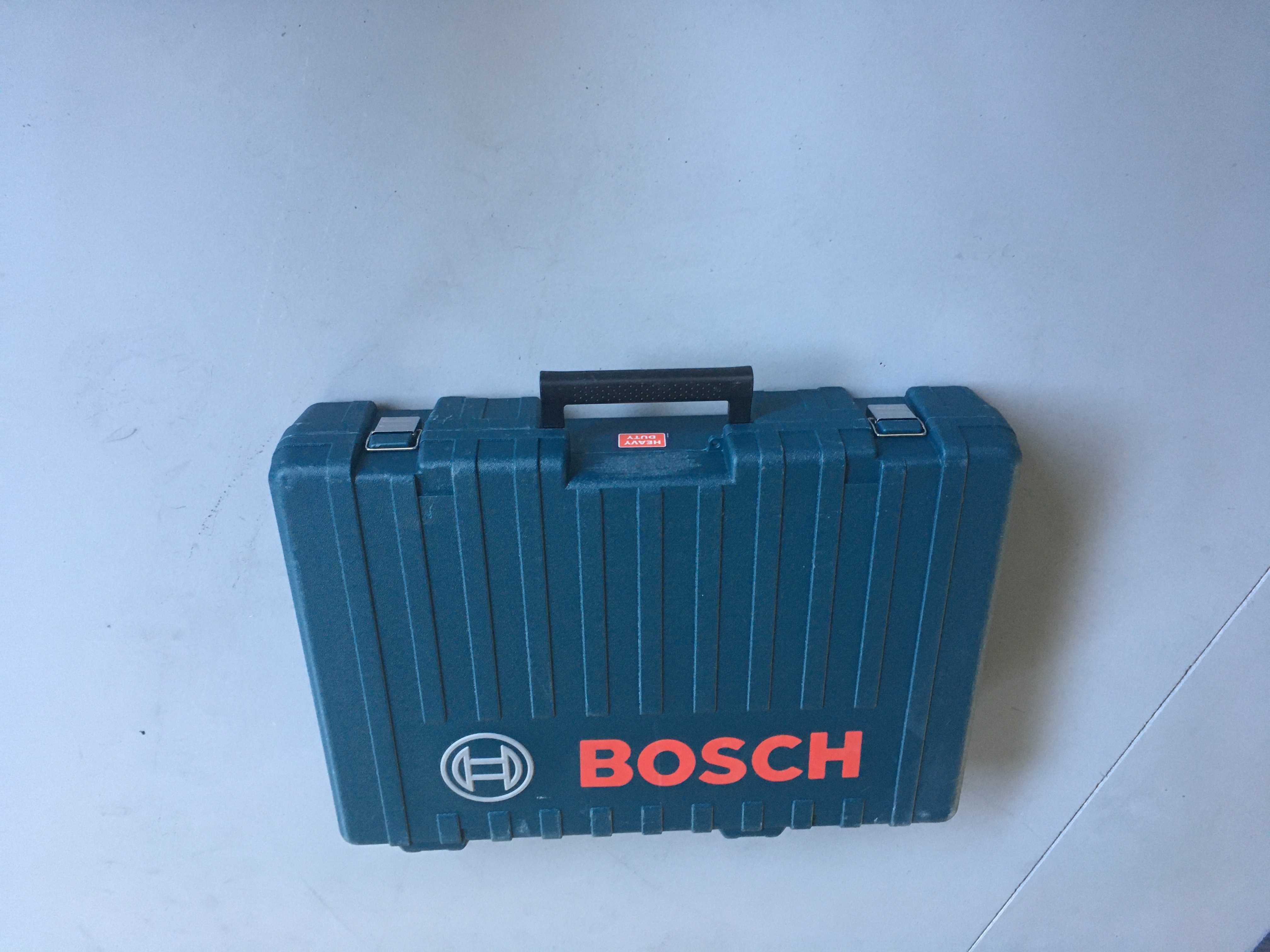 Berbequim e Martelo bosch GBH 12-52D