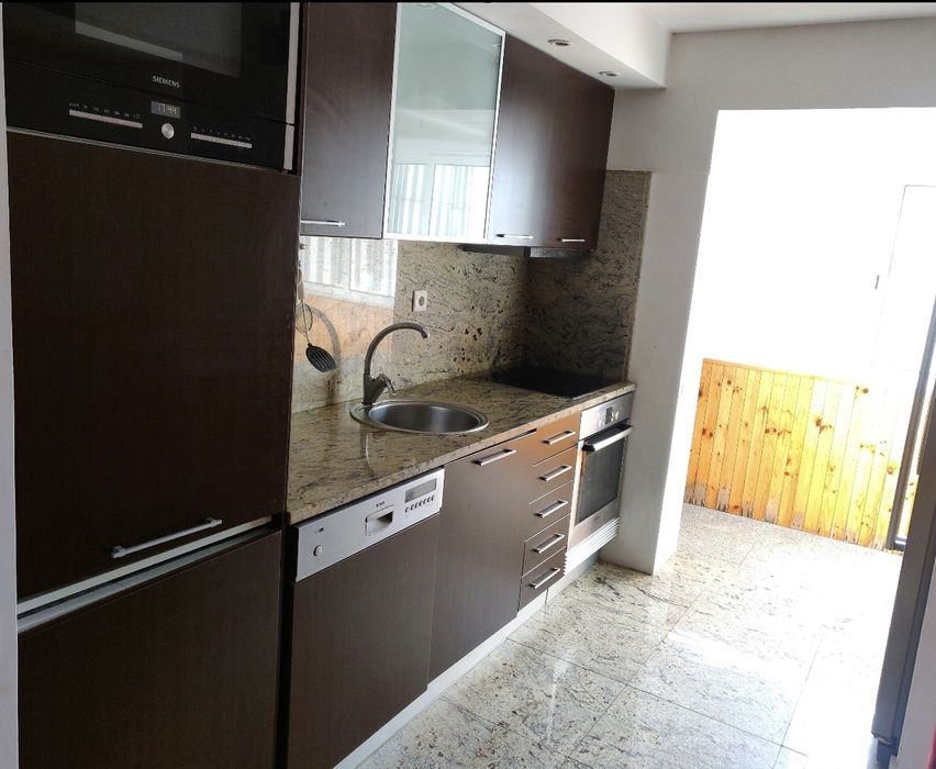 Arrenda-se T3 mobilado