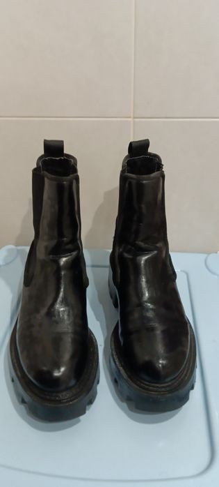 Фірмові жіночі чоботи Zara