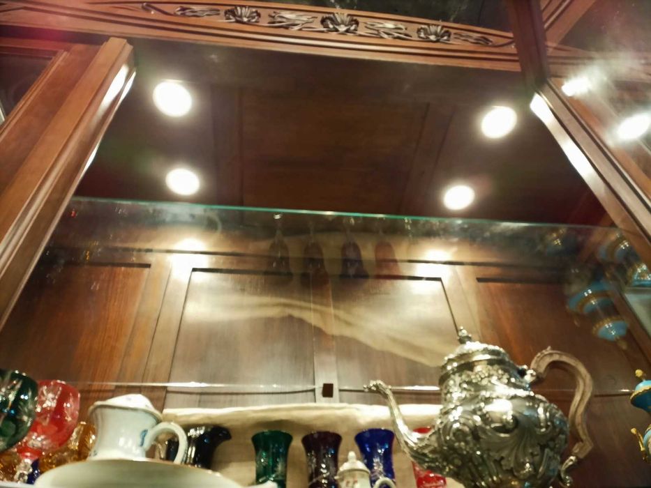 Armário Vitrine 6