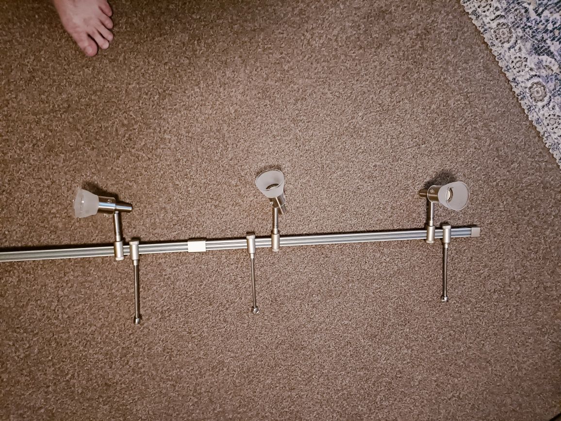 Żyrandol na 4 halogeny - 138 cm