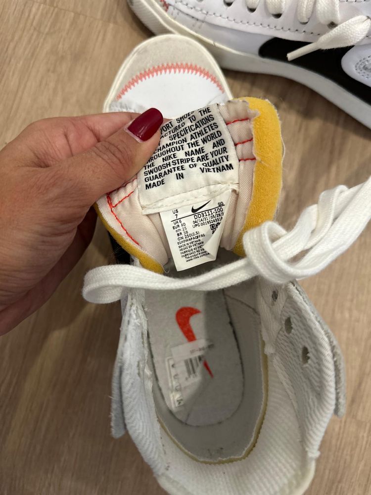 Nike n40 usadas 3 vezes
