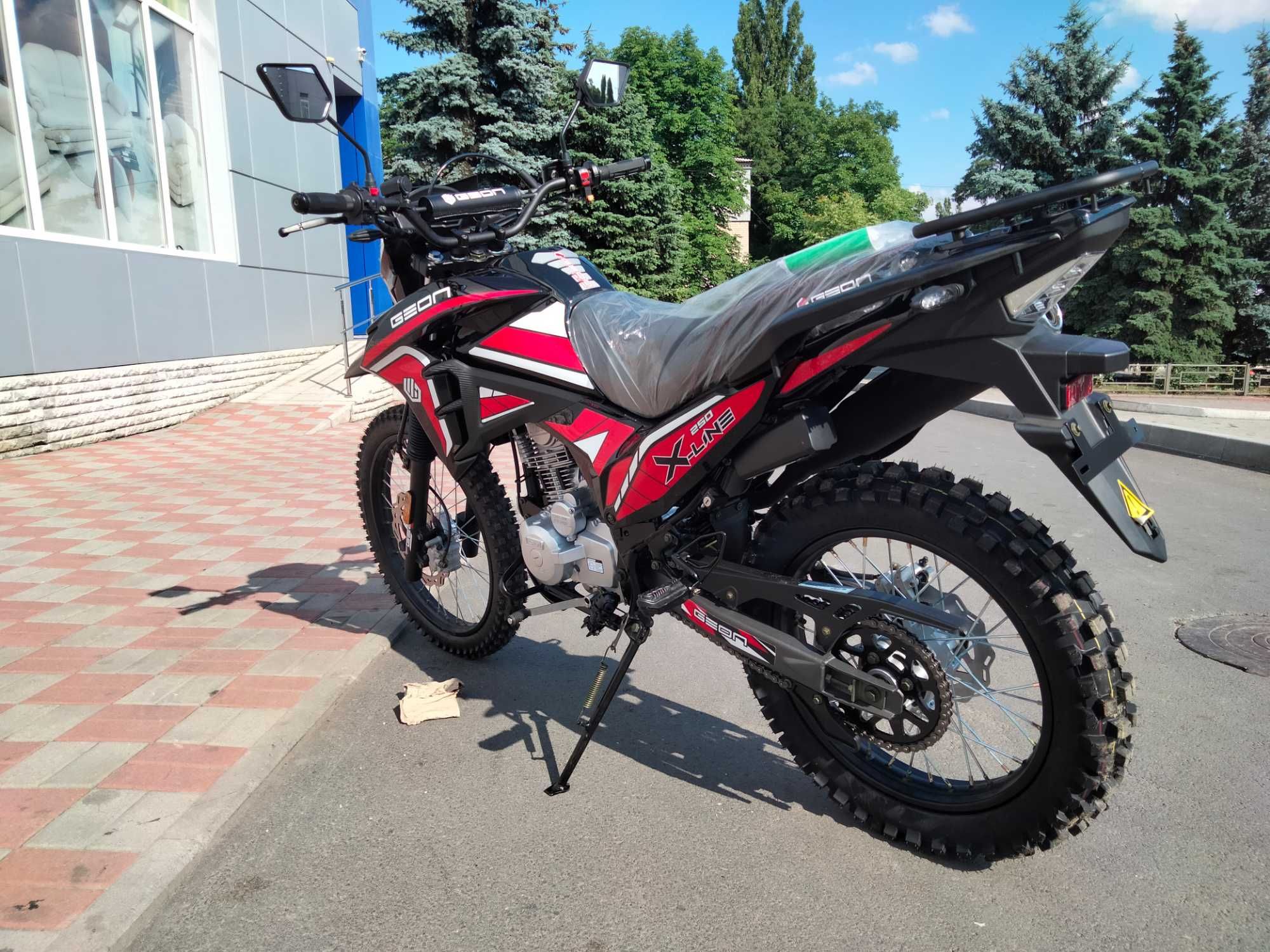 Мотоцикл Geon X-Line 250 FE (колеса 21/18)