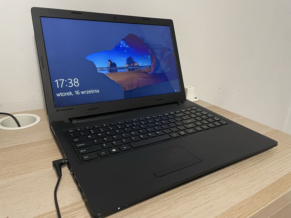 Lenovo IdeaPad 110-15 – Intel Celeron, 4GB RAM, SSD 120GB, Windows 10