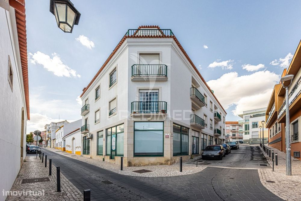 Apartamento de 3 assoalhadas e terraço em excelente localização!