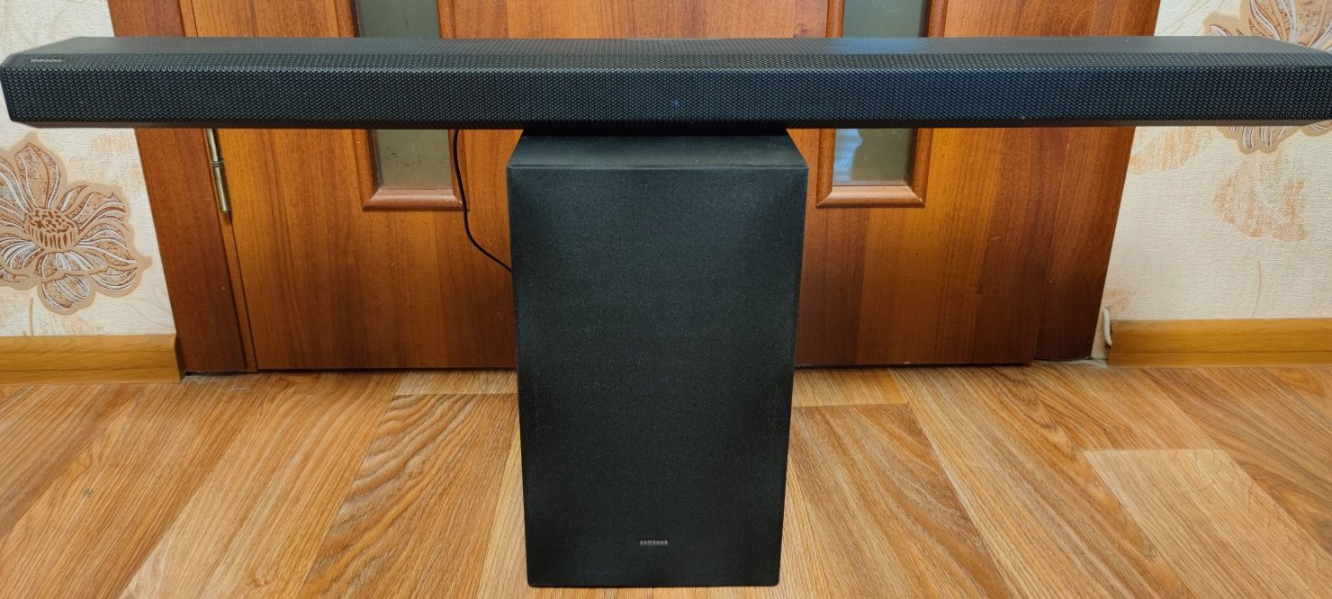 SAMSUNG HW-Q700A 3.1.2-Channel 330W 6.5" Subwoofer