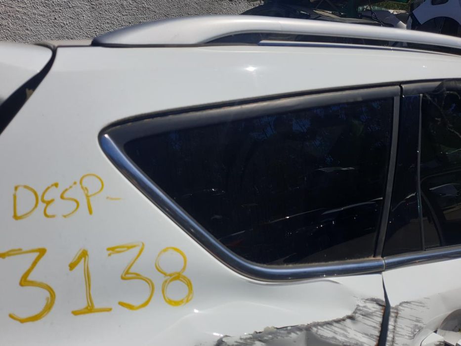 Vidro do painel trás direito FORD Kuga II (DM2)