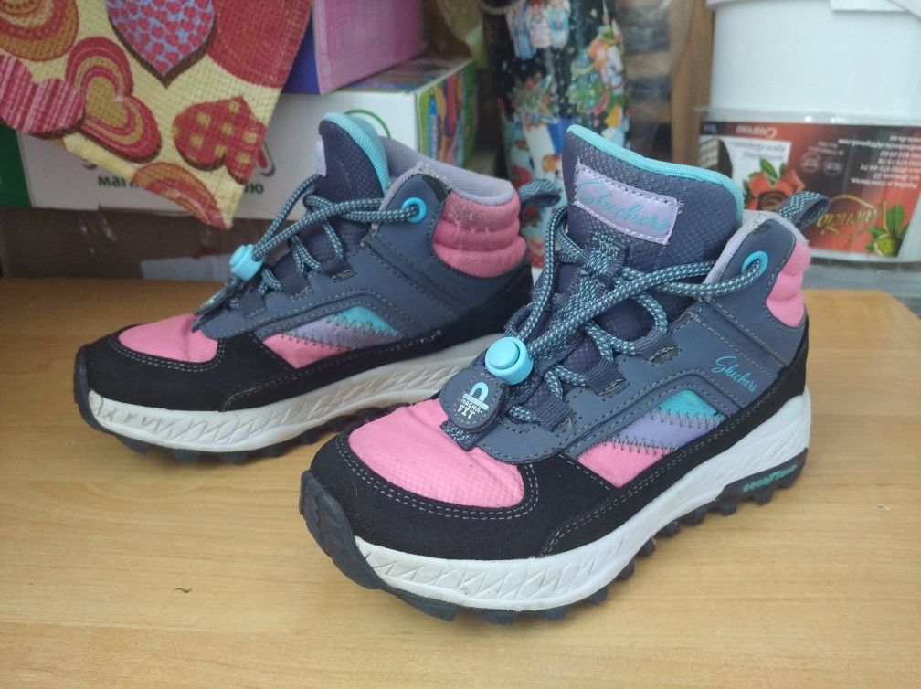 Кросівки Skechers демісезон на дівчинку