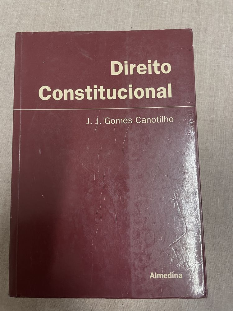 100 + Manuais de Direito
