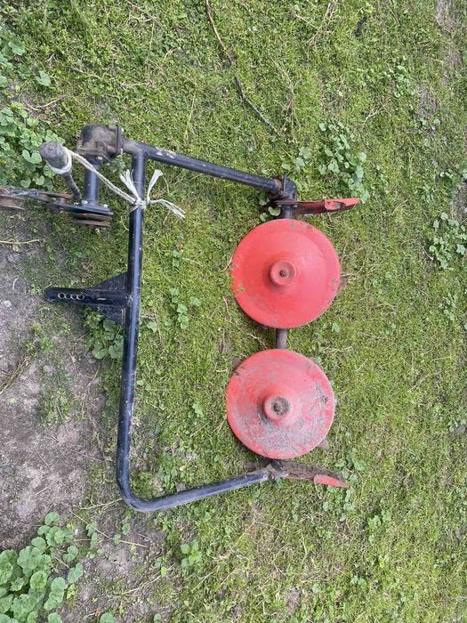 Продам мотоблок Енергомаш з фрезою та роторною косаркою.