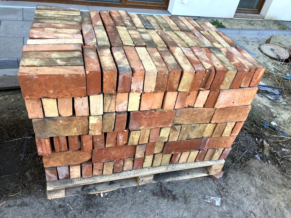 Cegła czerwona pełna nowa ozdobna 12x25 (1000szt)