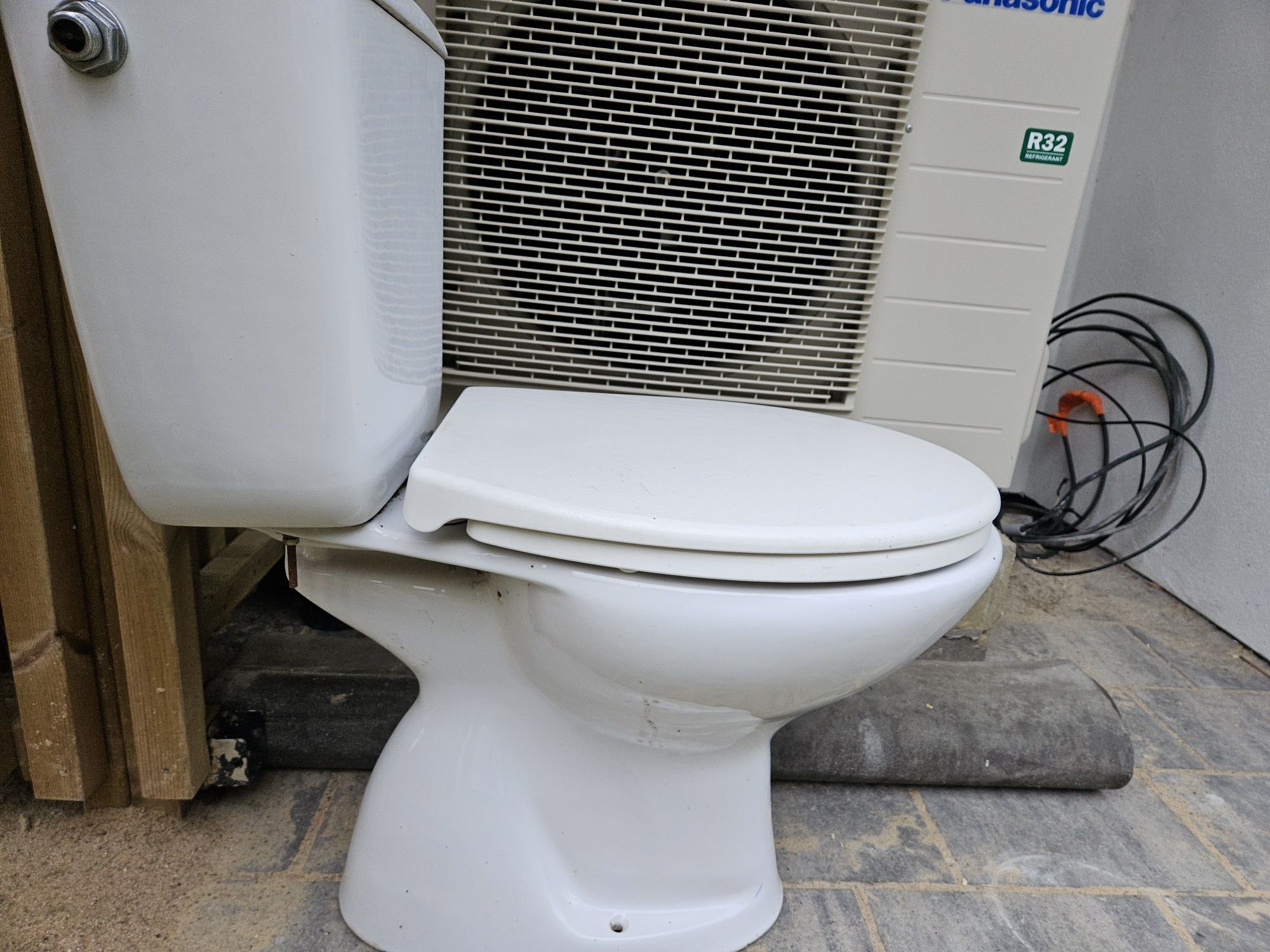 Kompakt WC stan bardzo dobry