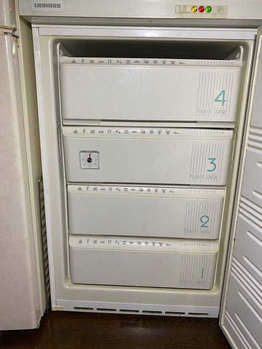 Морозильна камера Liebherr