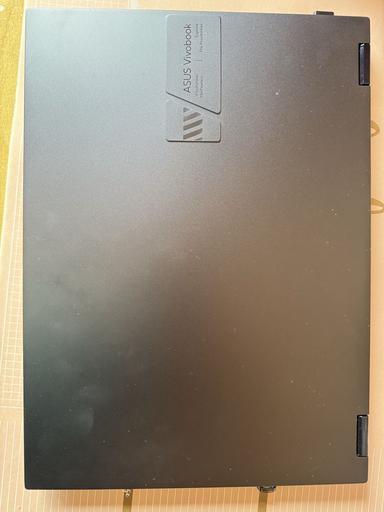 Computador portatil Hibrido Asus Vivobook