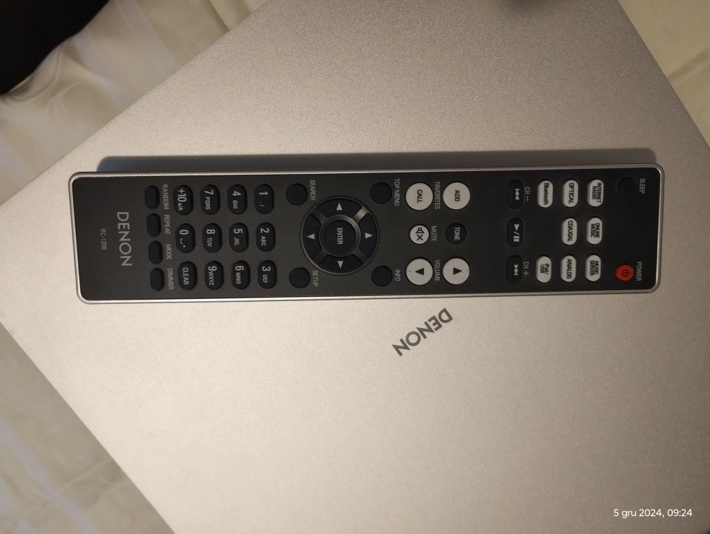 Zestaw Denon DRA-100 i DCD-100 Design Series wszystko mający...