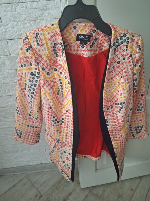 Піджак жіночий розмір С