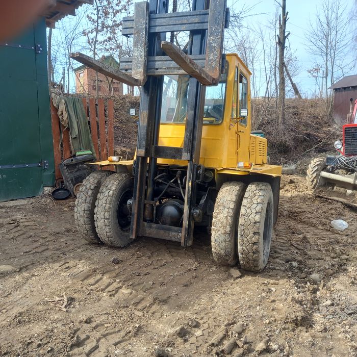 продам погрущик львівській