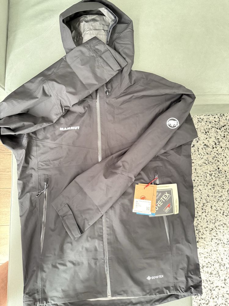 Mammut Convey Tour HS Hooded Na siarczyste deszcze nad polskim morzem