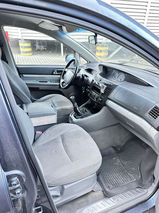 SsangYong Rodius, позашляховик, внедорожник