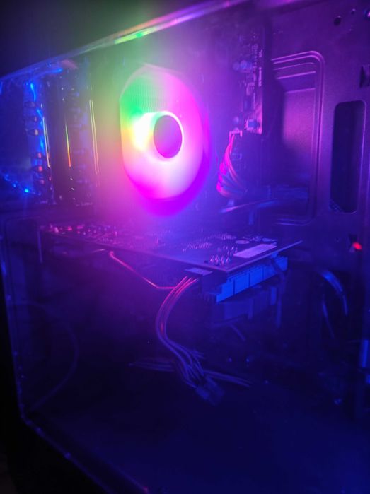 Komputer Xeon E3 1231 v3/ RX 580 8gb/ 16gb/ SSD 512gb/ 550W