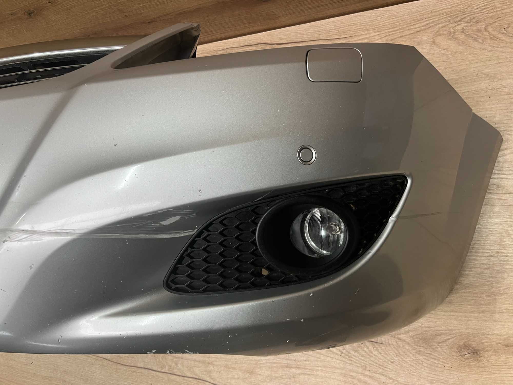 Zderzak przedni Opel Zafira B Lift 4x pdc spryski kolor z157