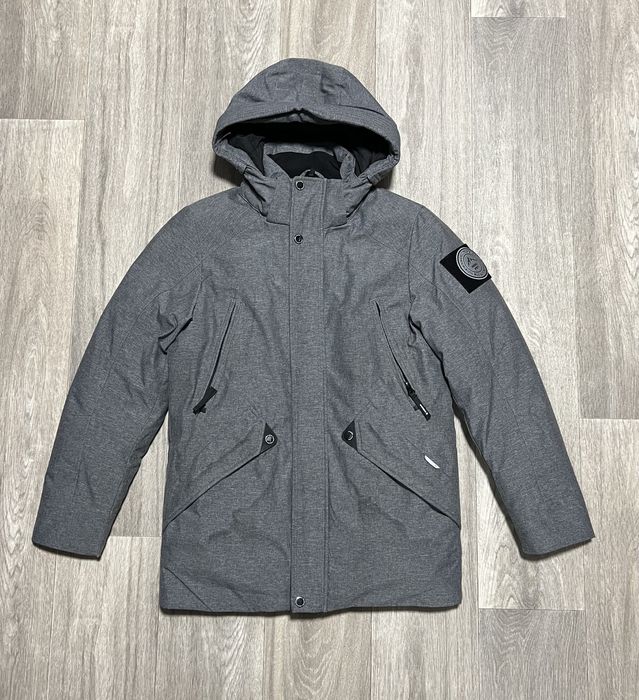 Продам жіночу зимову куртку Whstroma оригінал