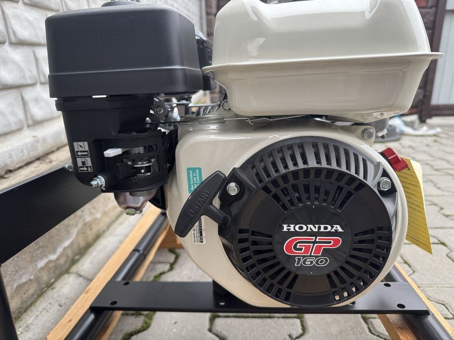 Генератор чемпіон хонда honda ,2,2-2,5 кВт