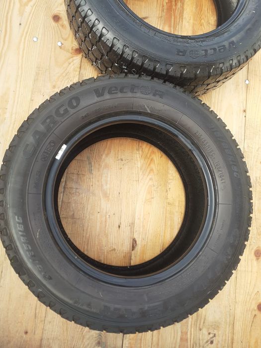 Opony wzmacniane R16 C