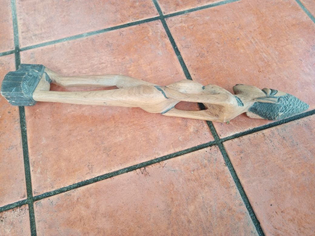 Peças em madeira maciça
