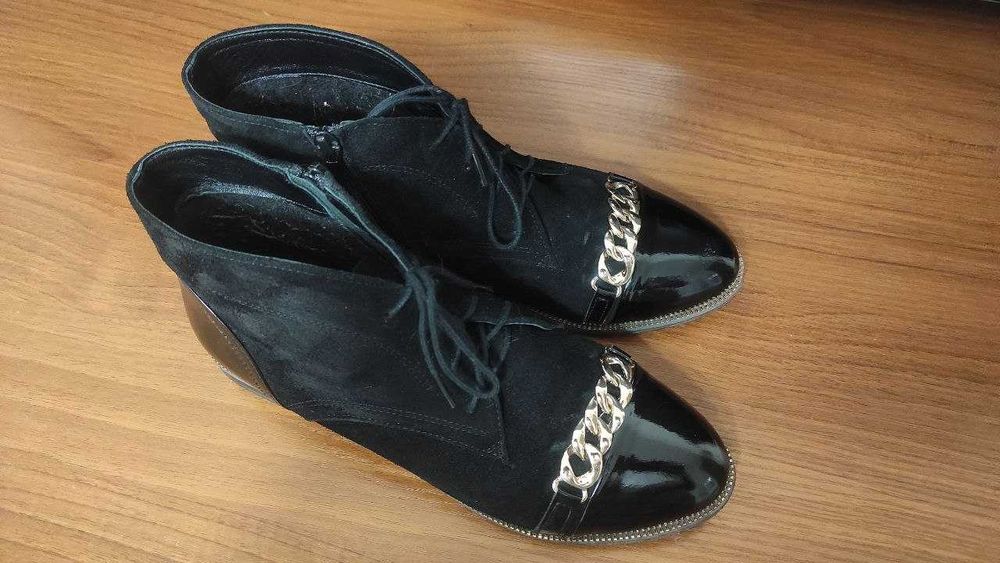 Жіночі/підліткові ботінки черевики демісезон 39-40 розмір