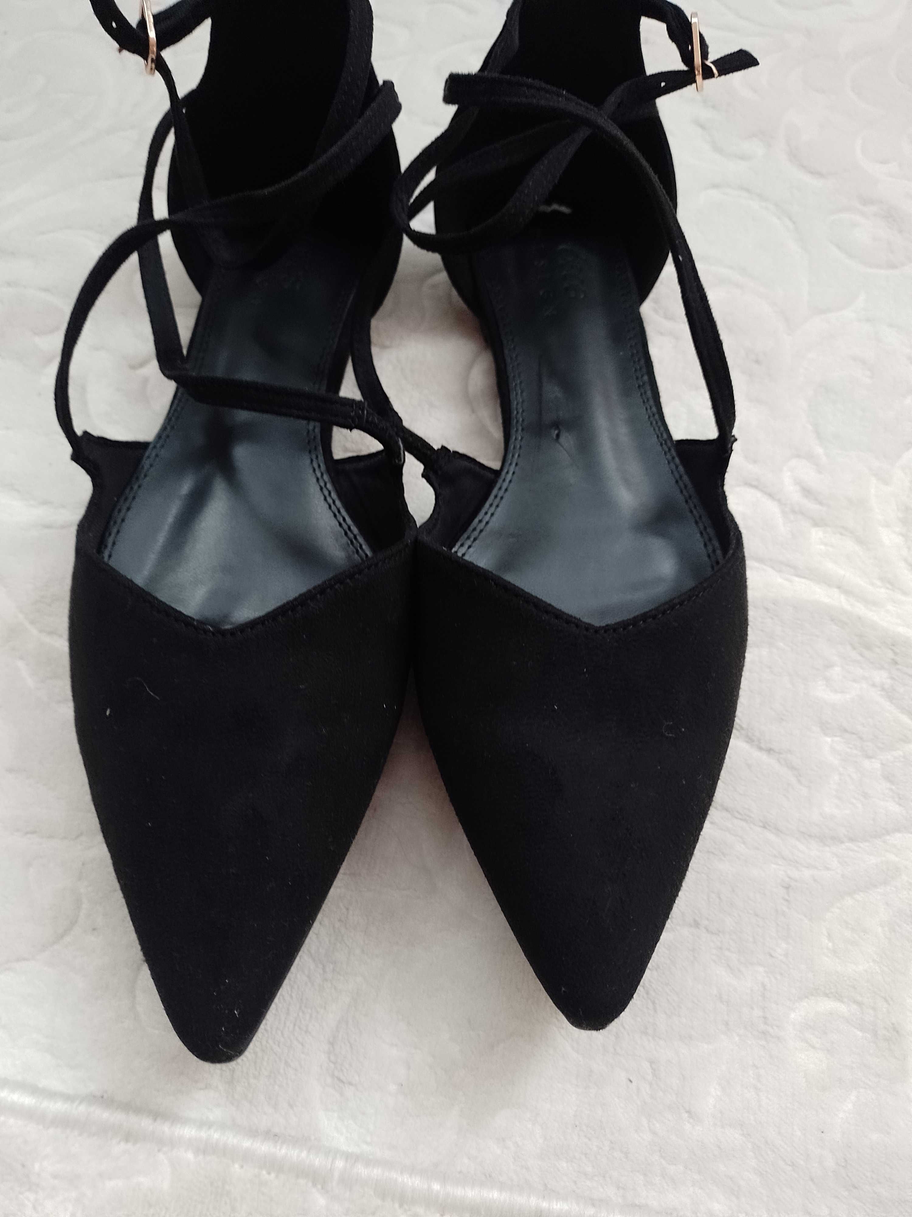 (40) ASOS) czarne, zmysłowe baleriny z zapięciem z Londynu, NOWE
